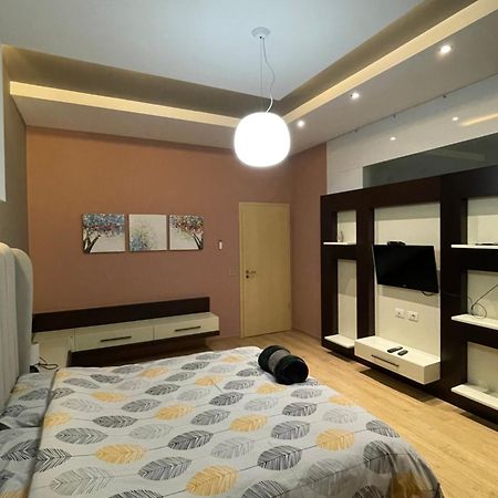 Lux Apartment Тирана Экстерьер фото