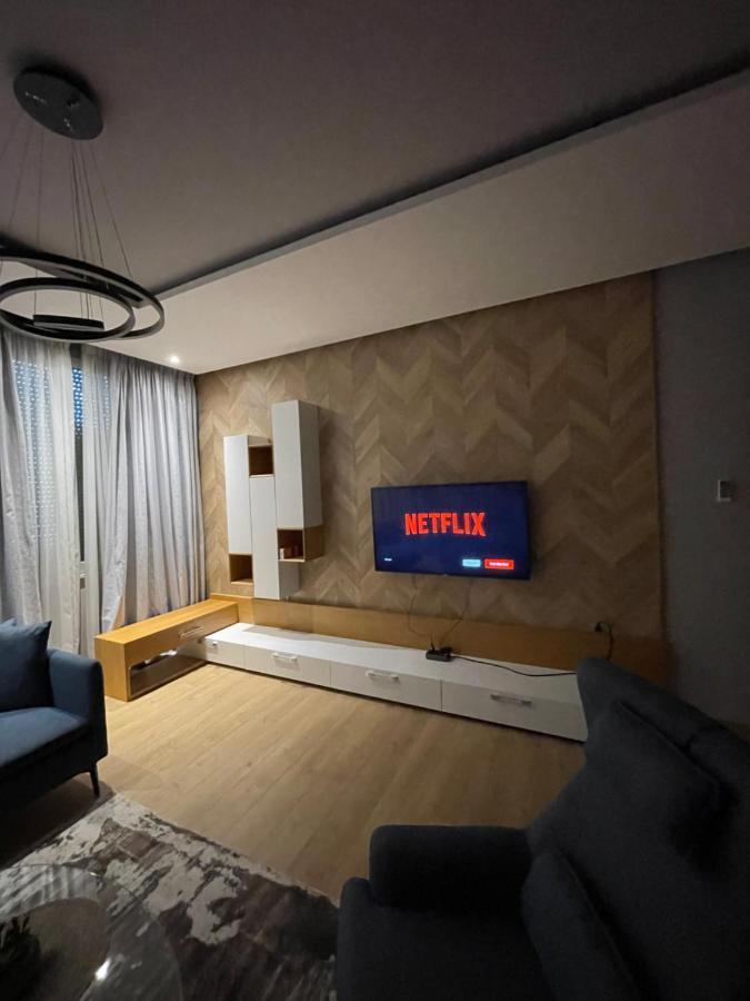 Lux Apartment Тирана Экстерьер фото
